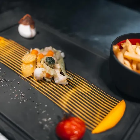 Szálloda Le Coucou Restaurant & Lounge-bar