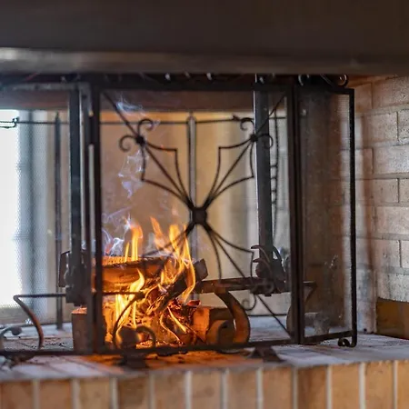 Le Coucou Restaurant & Lounge-bar Szálloda 3*