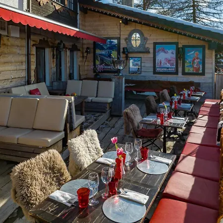 Ξενοδοχείο Le Coucou Restaurant & Lounge-bar