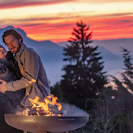 Le Coucou Restaurant & Lounge-bar Szálloda