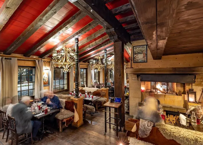 فندق Le Coucou Restaurant & Lounge-bar مونترو