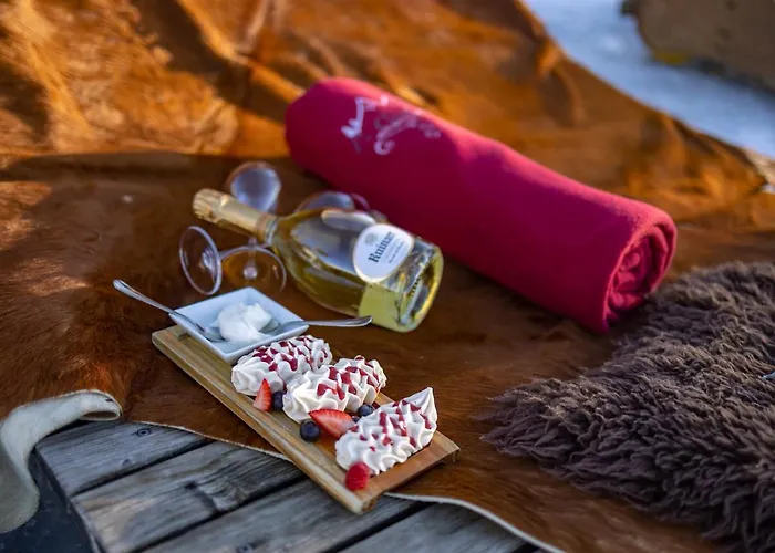 Le Coucou Restaurant & Lounge-bar Hotel 3*