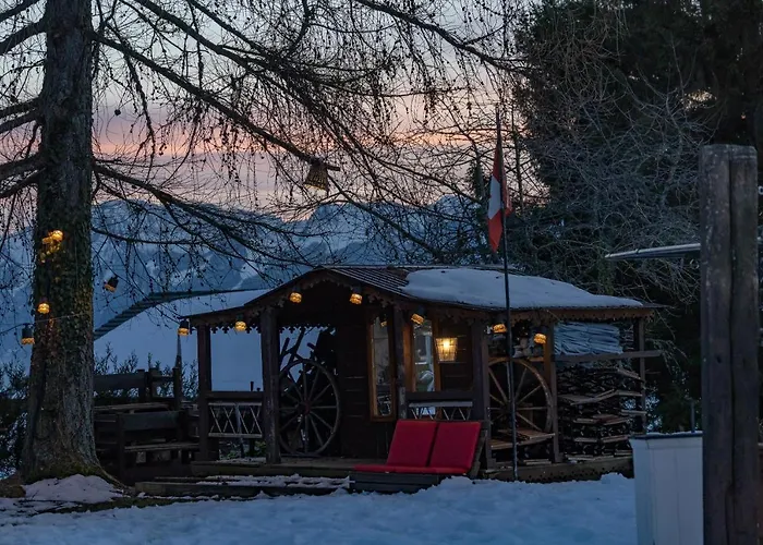 Le Coucou Restaurant & Lounge-bar Hotel 3*