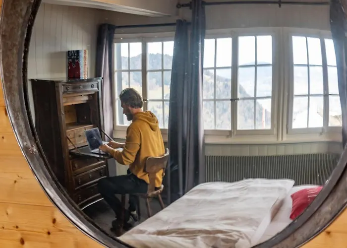 Le Coucou Restaurant & Lounge-bar Hotel