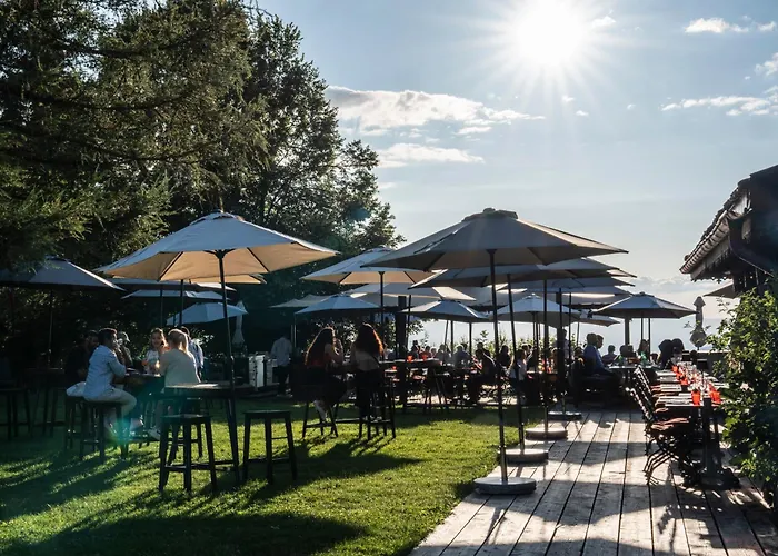 Le Coucou Restaurant & Lounge-bar Hotel