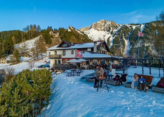 Le Coucou Restaurant & Lounge-bar ホテル 3*