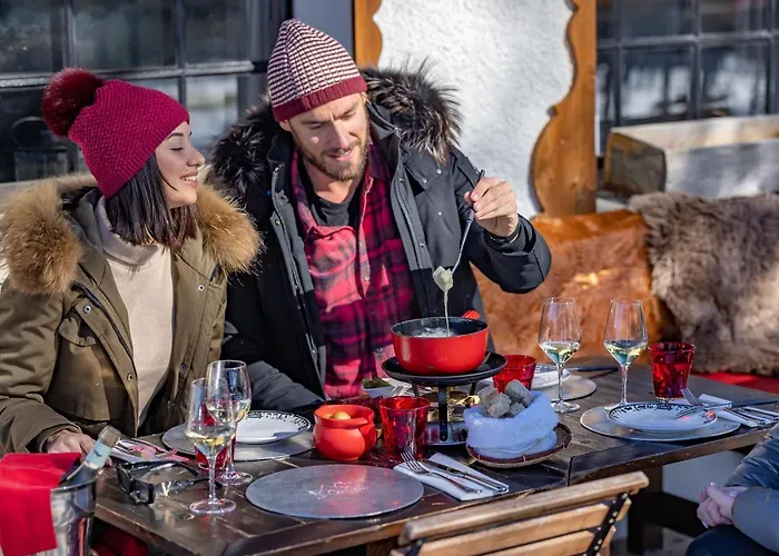 Le Coucou Restaurant & Lounge-bar 3*